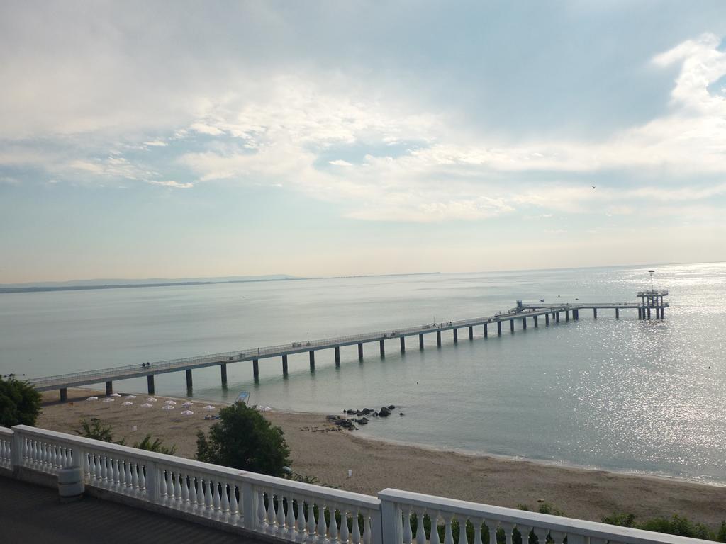 Sea Garden Plaza Apartment - Free Parking Burgas Pokój zdjęcie